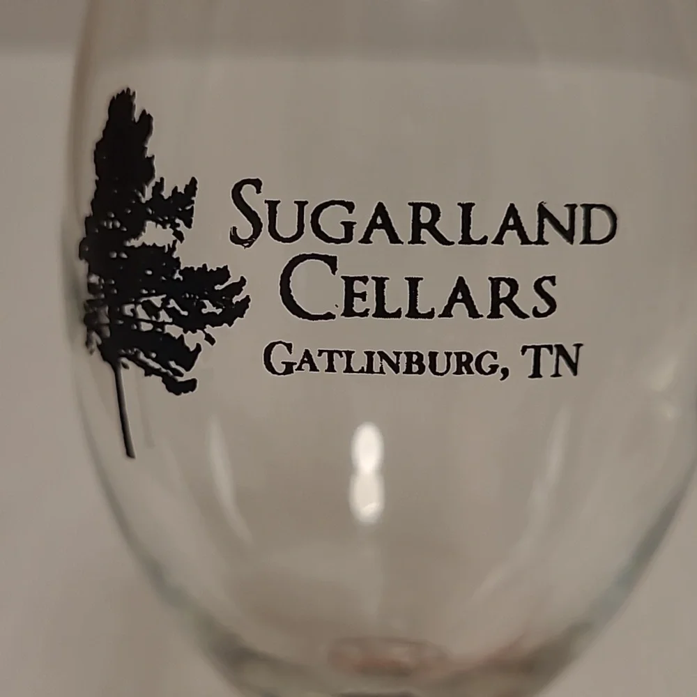 Pair of Sugarland Cellars Gatlinburg TN Wine Glasses